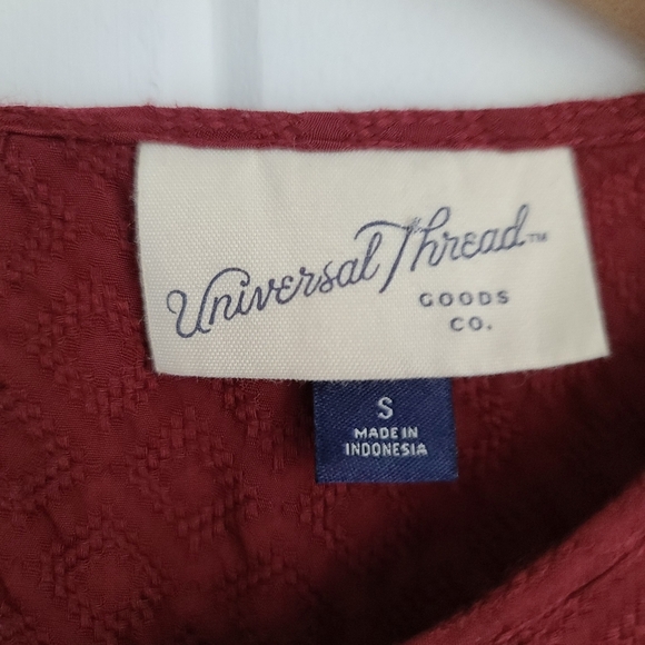 Universal Thread Women's Small Burgundy Ruffle Pullover Fall Blouse - Picture 10 of 11